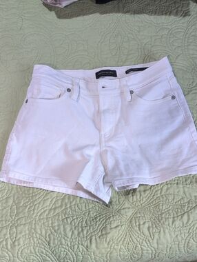 Banana Republic White Denim Mid-Rise Women's Shorts